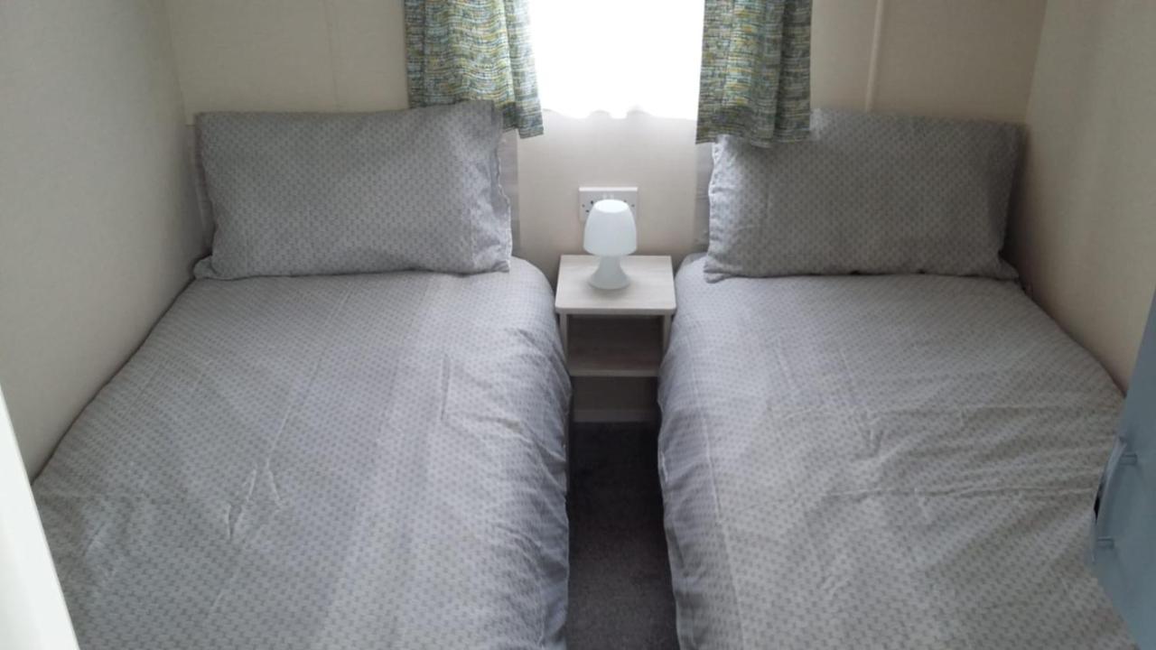 Majestic Holiday Villa Millom Luaran gambar